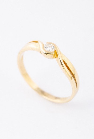 Gouden ring met een briljant van ca. 0.10 ct.