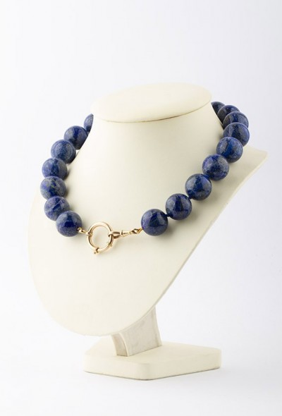 Lapis Lazuli kralen collier aan gouden sluiting