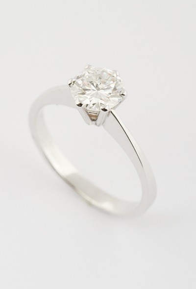 Wit gouden solitair ring met briljant 0.98 ct.