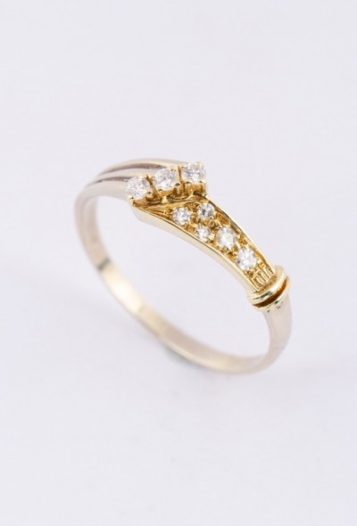 Gouden ring met diamant en briljant