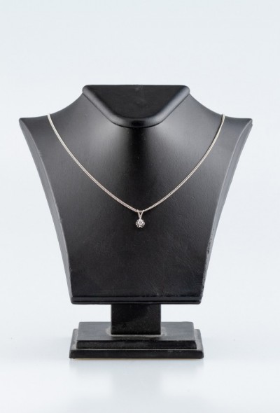 Wit gouden solitair hanger met een briljant