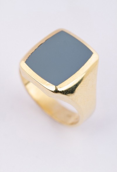 Gouden heren ring met een blauw lagen steen