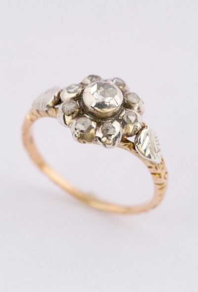 Gouden entourage ring met roos geslepen diamanten