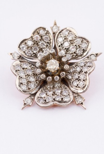 Antieke gouden bloem broche met diamanten