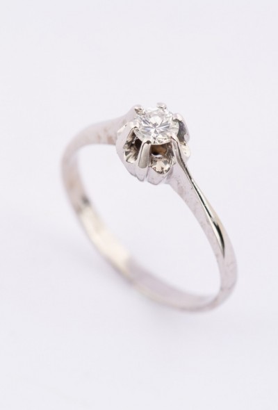 Wit gouden solitair ring (0.25ct)