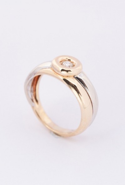 Wit/geel gouden ring met een briljant