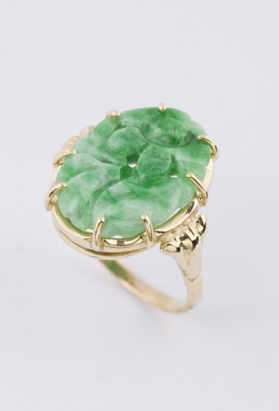 Gouden ring met jade