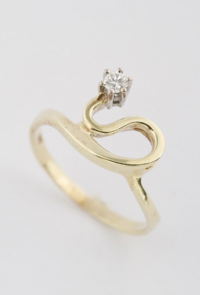 Gouden fantasie ring met briljant