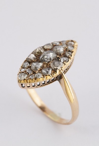 Gouden markies ring met roos geslepen diamanten