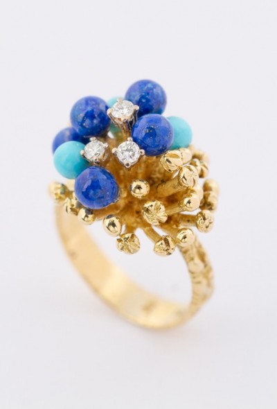 Gouden ring met lapis lazuli, turkoois en briljanten.