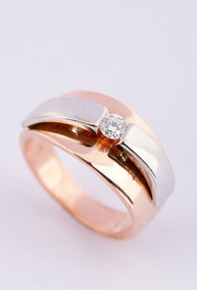 Wit/rosé gouden ring met briljant