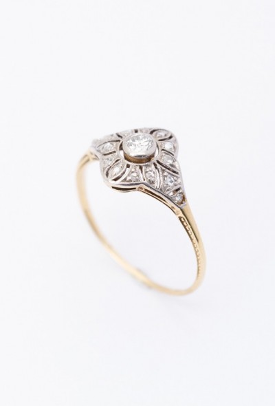 Gouden Art Déco ring met briljant en diamanten