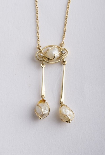 Gouden collier met wilde parels