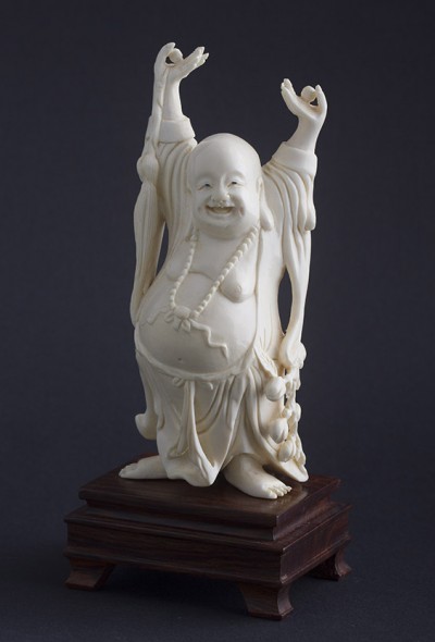 Ivoren happy boeddha