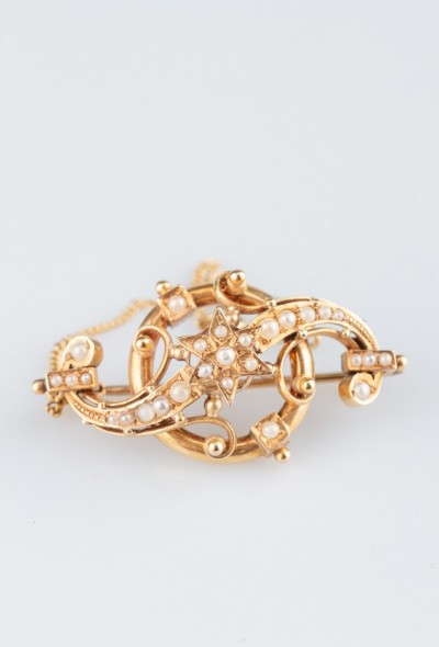 Gouden broche met parels