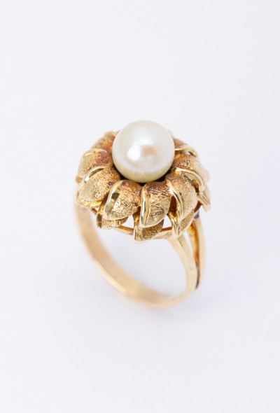 Gouden ring met een cultivé parel
