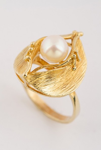 Gouden ring met cultivé parel