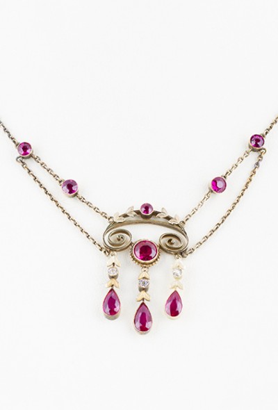 Art Nouveau collier met robijn en diamant