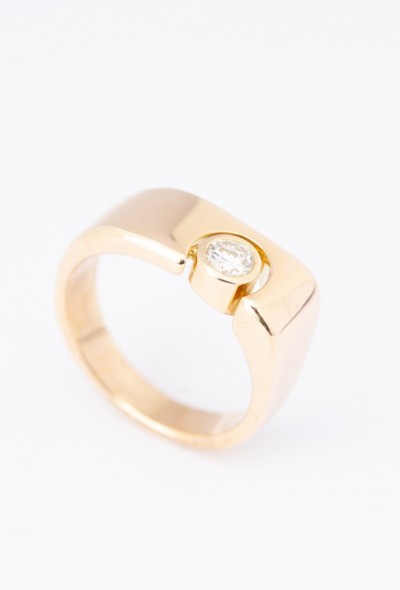 Massieve gouden heren ring met een briljant