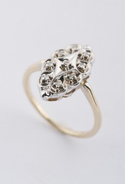 Antieke gouden ring met diamanten