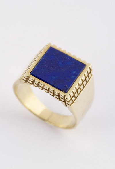 Gouden heren ring met lapis lazuli.