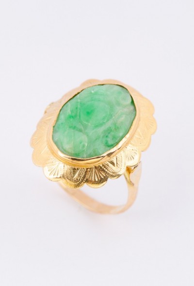 Gouden ring met jade