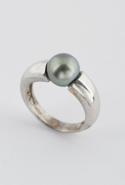 Wit gouden ring met tahiti parel